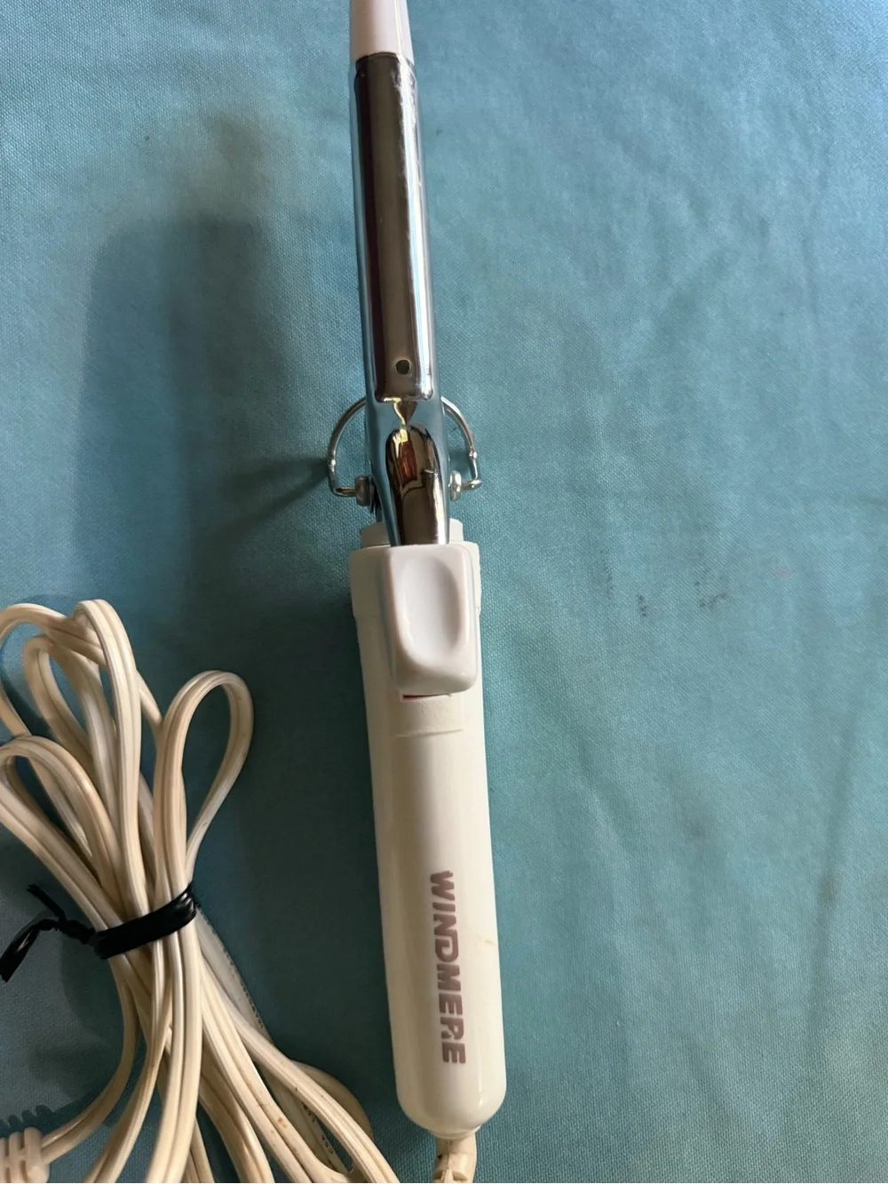 White Travel Curling Iron - Compact Styling Tool